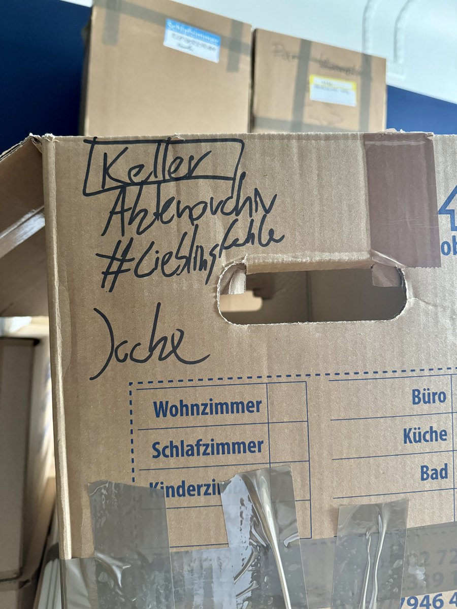 GordonFink.bsky.social (@geefinkmd) on Twitter photo Wir packen gerade unzählige Umzugskisten. Wir haben sie gebraucht, direkt vom Unternehmen, geliefert bekommen.
Jungs, wer von euch ist mit diesem Karton schon mal umgezogen?
@Kai_O_Hensel
@PottJohannes
<a href="/DollThorben/">Thorben Doll</a> Wir packen gerade unzählige Umzugskisten. Wir haben sie gebraucht, direkt vom Unternehmen, geliefert bekommen.
Jungs, wer von euch ist mit diesem Karton schon mal umgezogen?
@Kai_O_Hensel
@PottJohannes
<a href="/DollThorben/">Thorben Doll</a>