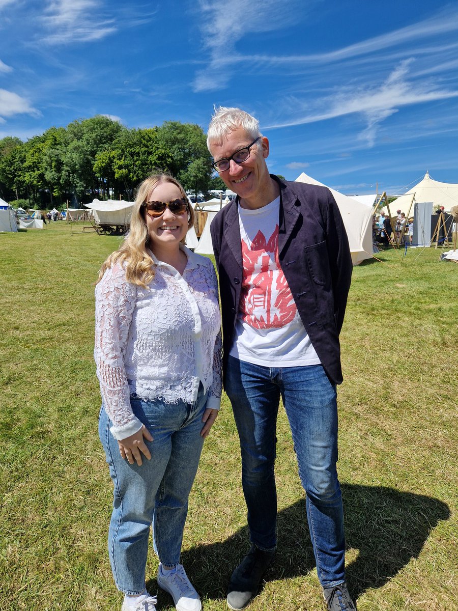 MrsBattle tweet media