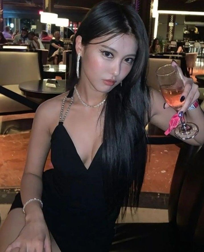 katei_uu's tweet photo. Don't worry guys....is free alcohol

To make you confident, I will count from one to five 

1....aaa aw 2....hmm 3...5 https://t.co/VfZXYD7m0t