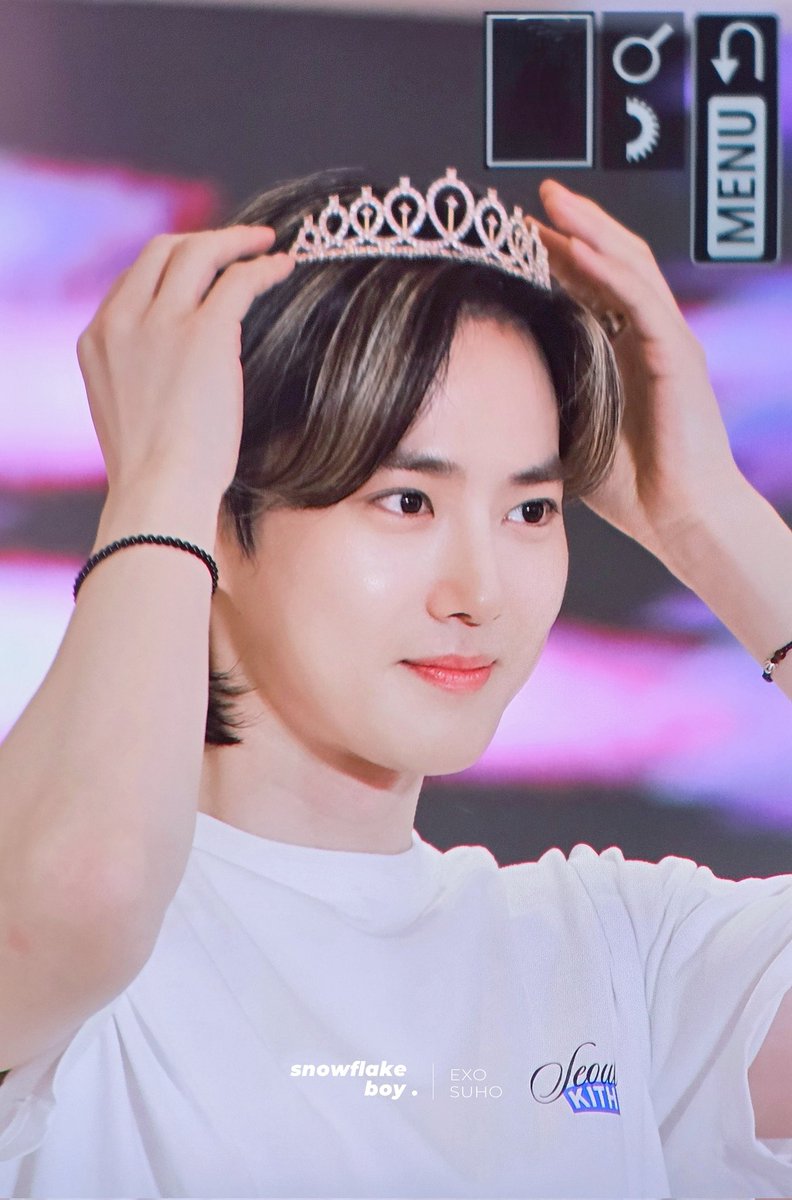 snowflake_boy's tweet photo. 240630

그 많은 팬싸템 중에 공쥬템이 제일 찰떡인 게 ··· 🙂‍↕️

#수호 #SUHO #준면 #김준면 #スホ #金俊勉 
@weareoneEXO https://t.co/u7g22snN7u