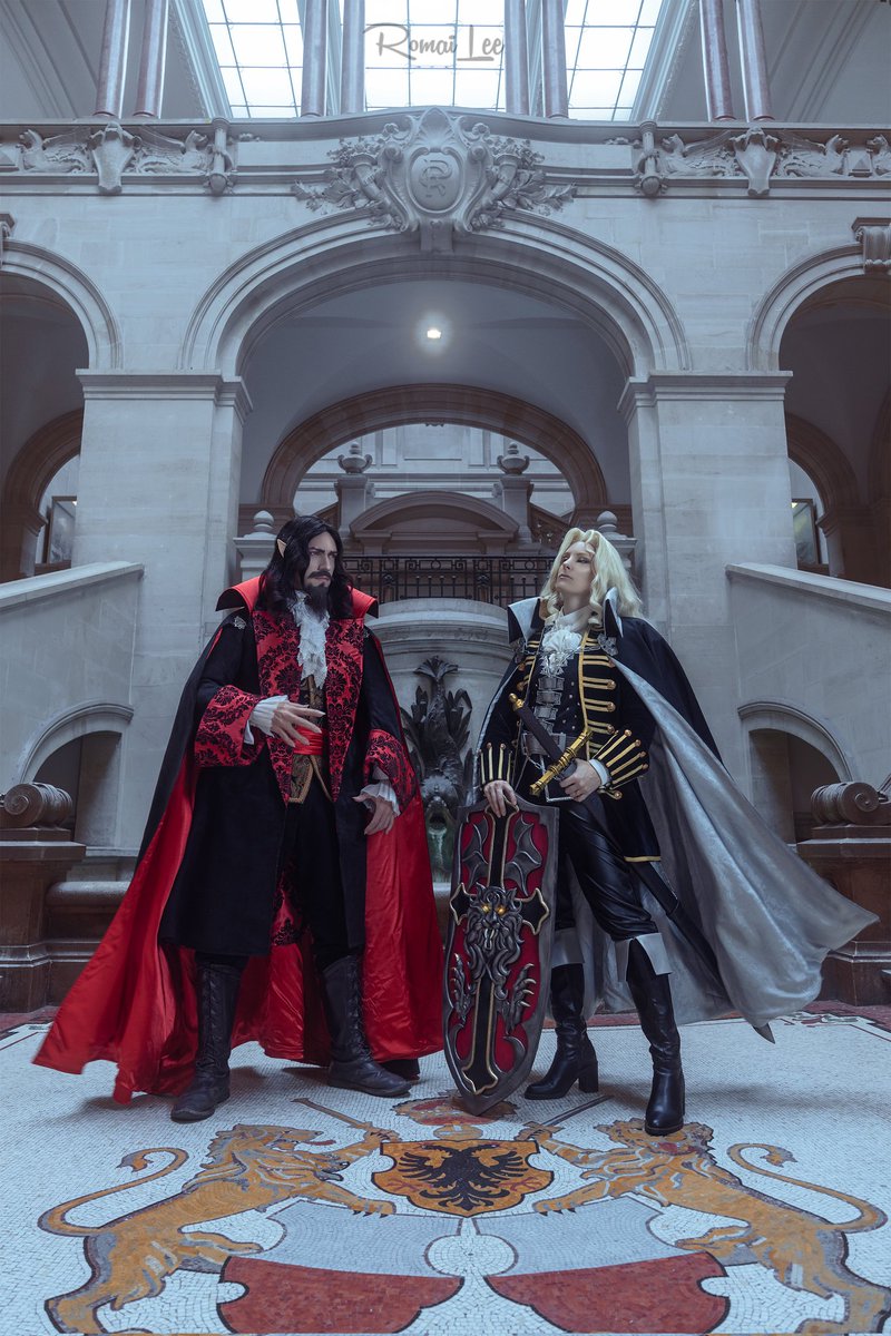 romailee's tweet photo. My Alucard cosplay took 2 years to finsh and I'm so happy I could do a shoot with Dracula ✨️ Do you want to see some wip?

Dracula: Stylouz
Lenore: Madyludi
Alucard &amp; 📷 : RomaiLee
Assistance Akira, Chen https://t.co/n0B12qA9GZ