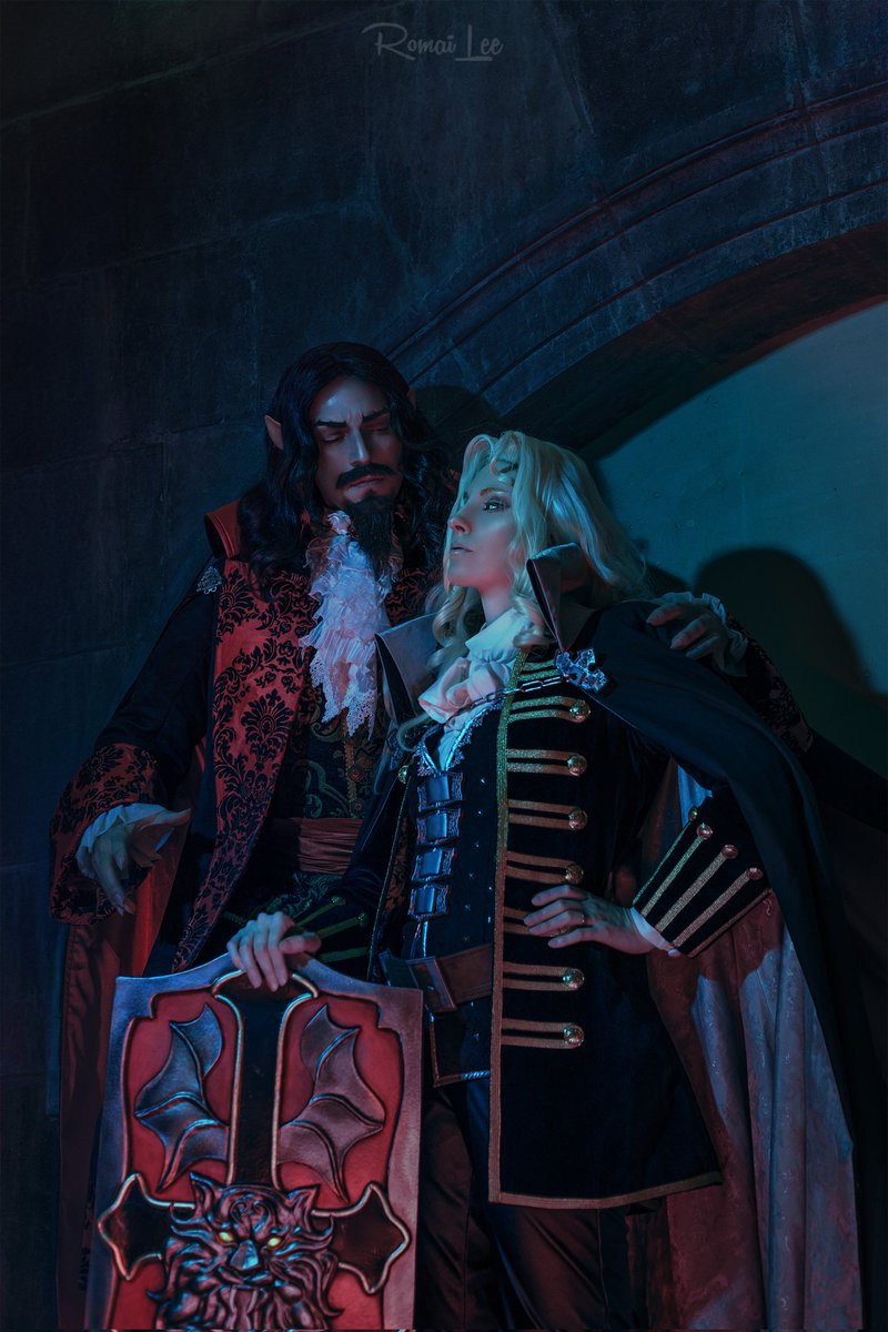 My Alucard cosplay took 2 years to finsh and I'm so happy I could do a shoot with Dracula ✨️ Do you want to see some wip?

Dracula: Stylouz
Lenore: Madyludi
Alucard &amp; 📷 : RomaiLee
Assistance Akira, Chen