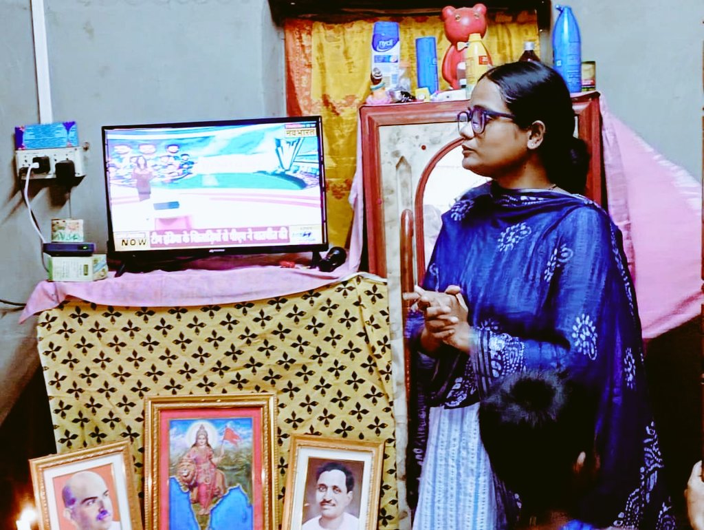 ChhandaDebbarma's tweet photo. আজ #কমলাসাগর_মন্ডলের অন্তর্গত ৫০ নং বুথের কার্যকর্তাদের সাথে আদরনীয় প্রধানমন্ত্রী শ্রী Narendra Modi জির "মন কি বাত" অনুষ্ঠানের ১১১ তম পর্ব শুনি এবং প্রধানমন্ত্রী জির মূল্যবান বক্তব্য আলোচনা করি। 
#MannKiBaat https://t.co/hPAqBjdqqU