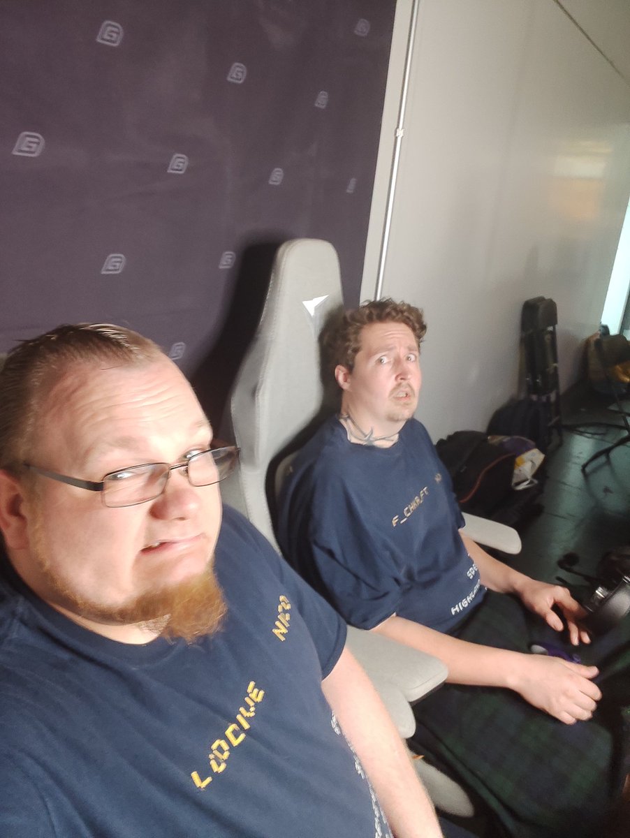 Wer hat die Kerle denn freigelassen?

Gleich live von der <a href="/DoKomi/">DoKomi</a> bei <a href="/GermenchTweets/">Germench</a>