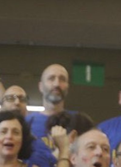 jesusmc's tweet photo. @palauresist Y yo que claramente había localizado a Sito Alonso con peinado de verano… https://t.co/oIv04va5nx