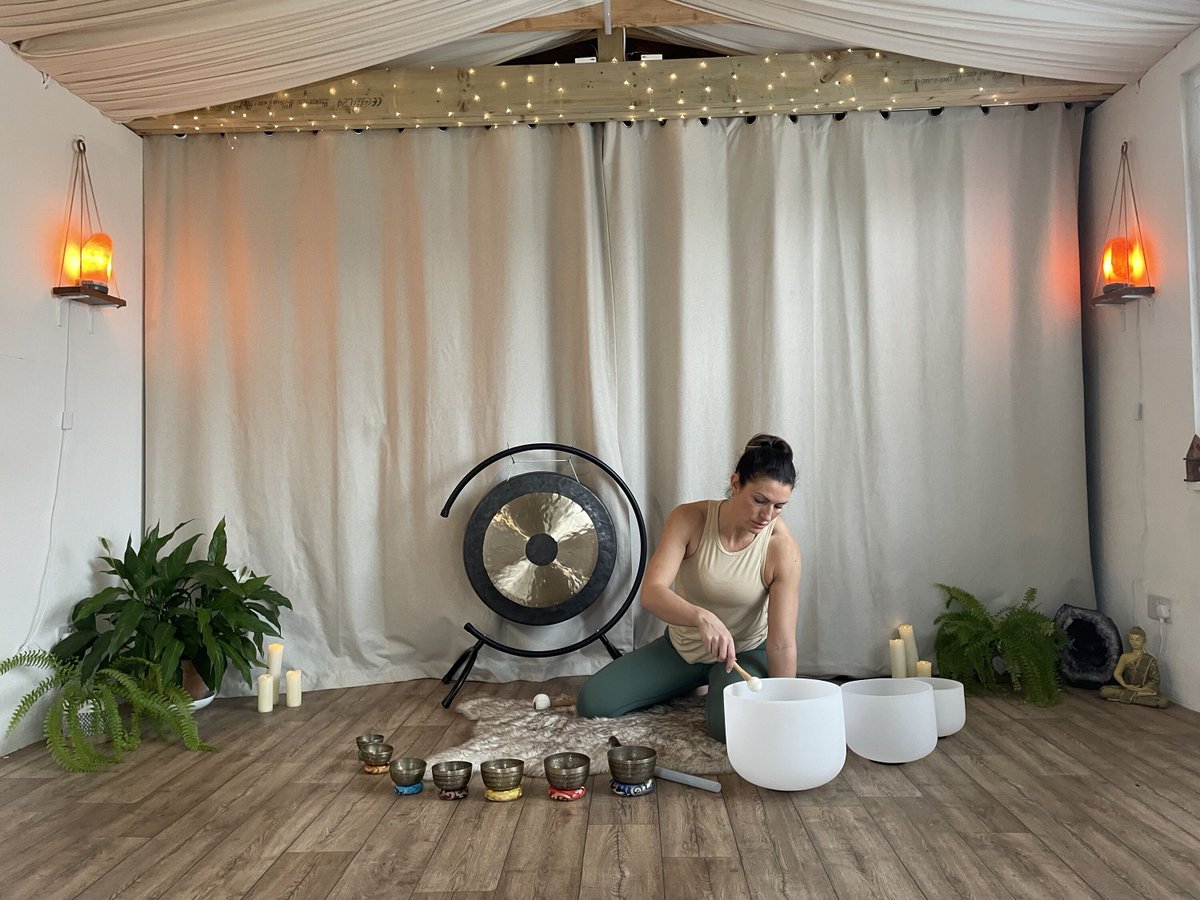 The_WB_studio's tweet image. Sunday Self Care is calling! 

Join us for a soothing evening of Meditation, Sound Healing and relaxation. 
Next Sunday 7th July at 7pm. 🤍 

Space is limited so make sure to book if you plan to attend! 💫 
.
.
.
.
#meditationclasses #yogaislife #eachdayisablessing
#earlylearning