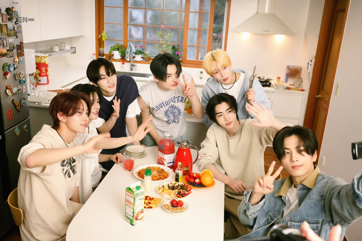 ENHYPEN WEVERSE tweet media
