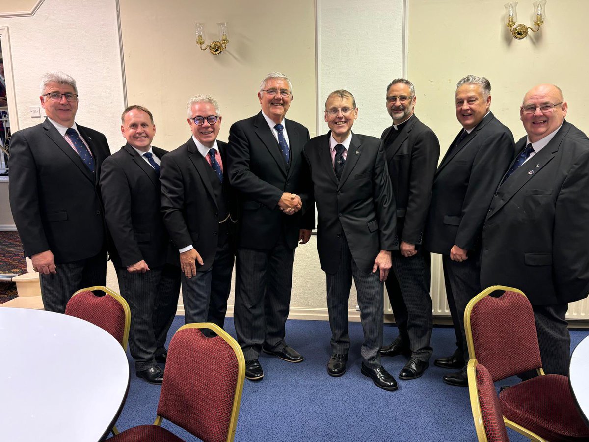 The leadership of Cheshire RA had the pleasure of attending the Royal Arch AGM of the Isle of Man last Friday. We received a very warm welcome from their MEGS,