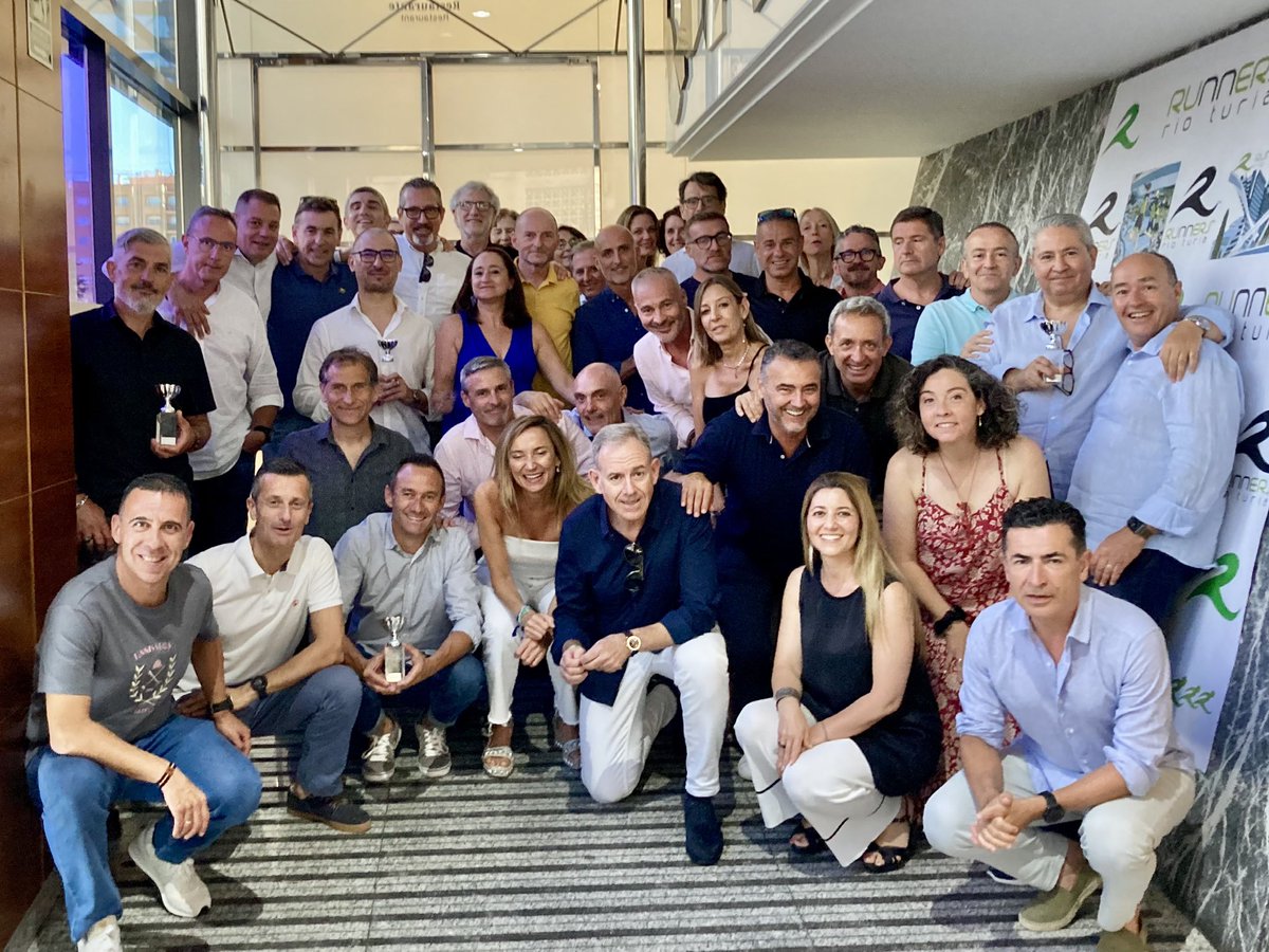 CE RUNNERS RIO TURIA tweet media