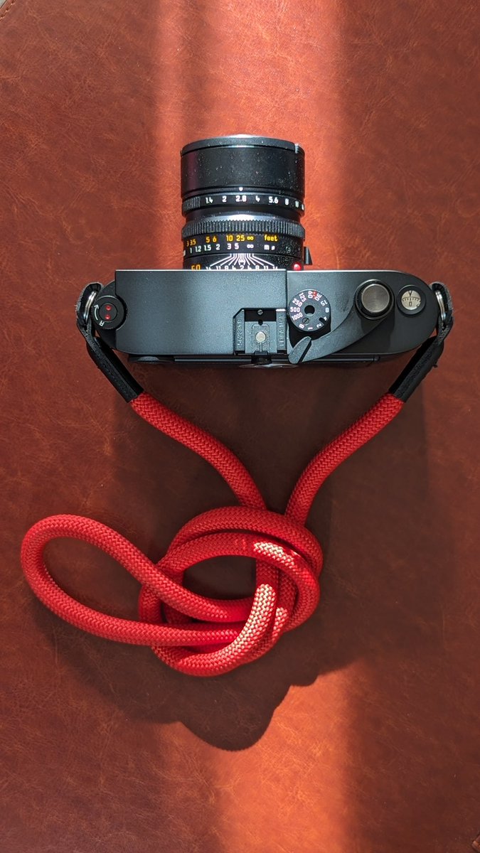 LensShutter's tweet image. Leica M-A / Kyoto
Silver Gelatin Print