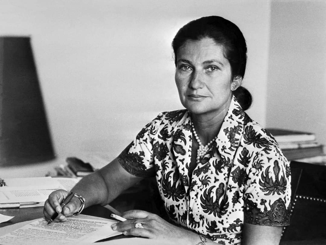 Bobem20's tweet photo. Cela fait 7 ans aujourd'hui que Simone Veil nous a quitté. 
Le plus bel hommage que l'on puisse lui rendre est d'aller défendre ses luttes et ses valeurs en allant voter contre ceux qu'elle a toujours combattus.
#OnDegageLeRN https://t.co/X27qaJZtgm