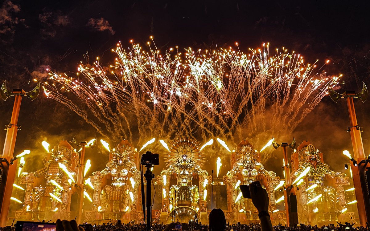 SmthPositive_'s tweet photo. Defqon 2024 Power of the Tribe https://t.co/BtimoDqNMc