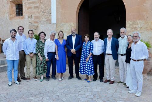 Sopar d'estiu <a href="/FMontisionS/">Fundació Monti-Sion Solidària</a> Orgullosos del nostre alumnat voluntari <a href="/ColeMontesion/">Colegio Montesión</a> 💫