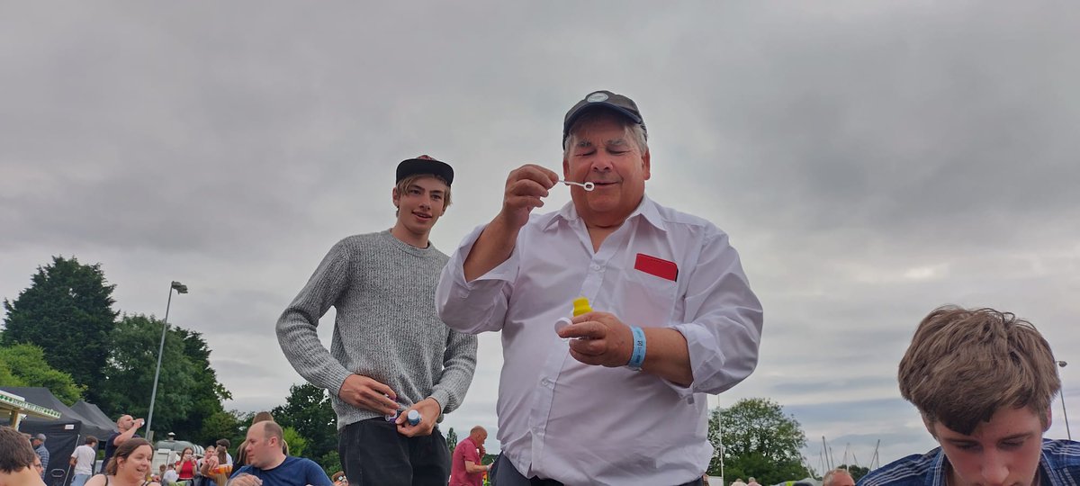 billhartnett1's tweet photo. Great day with Great Friends at @GlastonBeoley https://t.co/utPseN4p4S