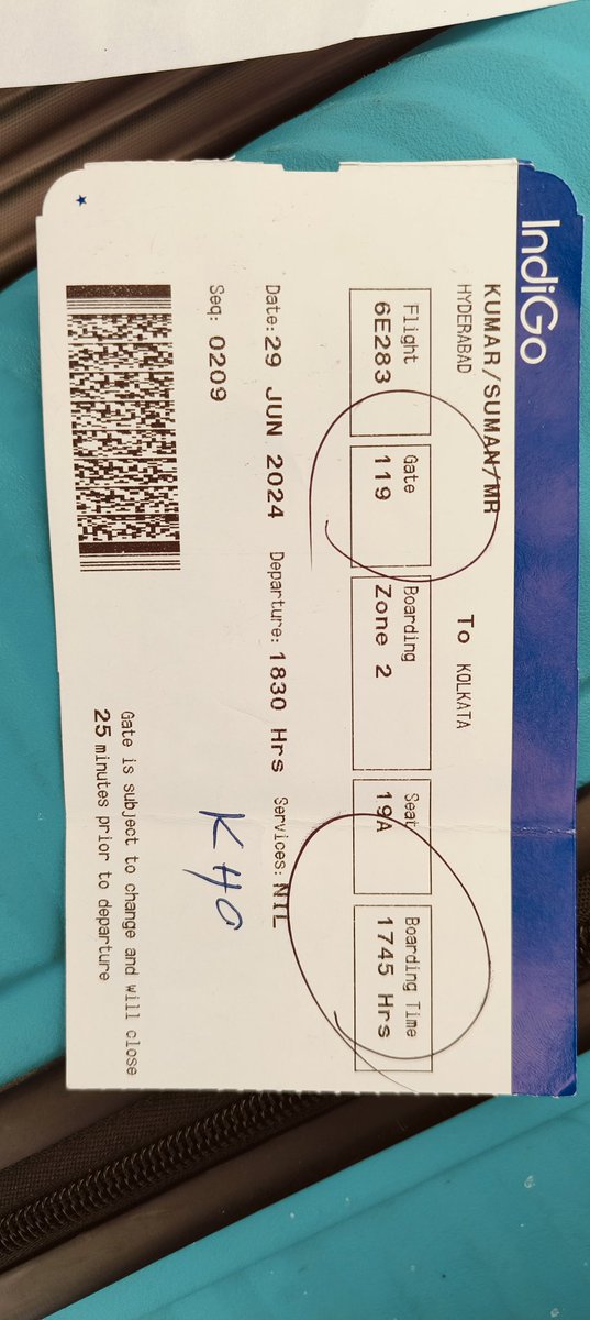 sumantsuman88's tweet photo. @IndiGo6E @Reporte_Indigo yesterday they allowed me and gave me boarding passes but the flight delay I couldn't board and had to go back home on my own costs. Today they are not allowing me to even enter the premises to get my boarding passes. Worst service #Indigo https://t.co/nDgnVVcTmq