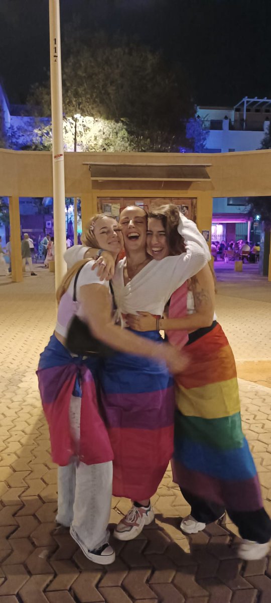 angelabg02's tweet photo. Yo ya gané 💘🌈 https://t.co/cZZPyZx90s