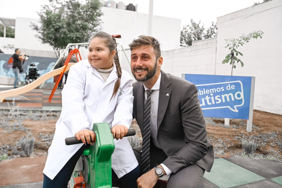 Feliz aniversario <a href="/general_deheza/">General Deheza</a>! Felicidades a toda nuestra gente, a nuestras autoridades, a cada institución y a cada grupo de trabajo! Gracias por haberme dado tantas oportunidades y por permitirme representarlos. Que sea un gran día de celebración y unidad.