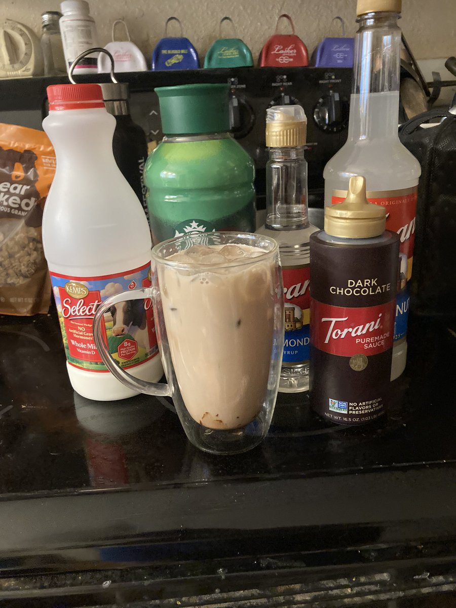 TeamRickandIlsa's tweet image. Good morning, noiristas! I whipped up an Almomd Joy iced latte for #NoQuestionsAsked. #NoirAlley #TCMParty