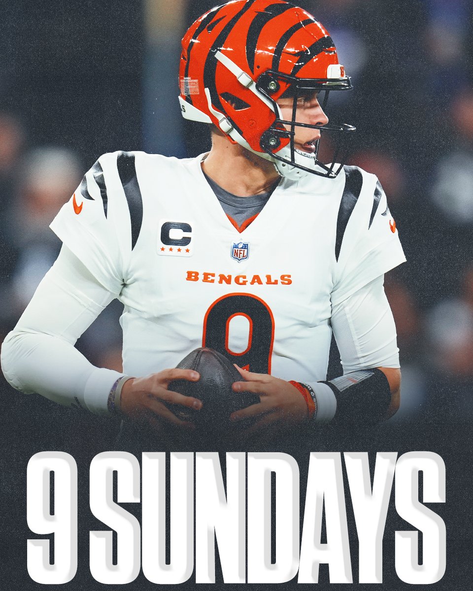 SNFonNBC's tweet photo. SINGLE DIGITS away from football Sundays. 🤩 https://t.co/72WtAJIURC