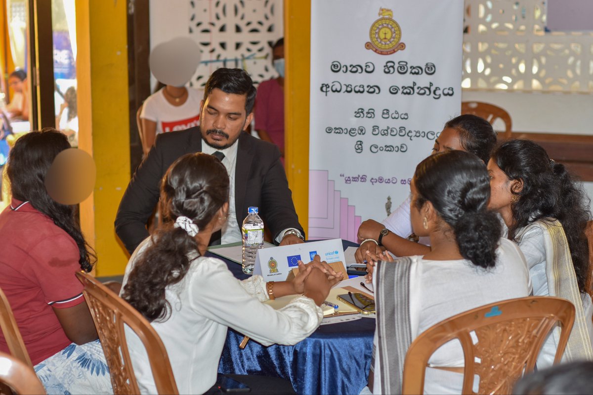 CSHRUOC's tweet photo. CSHR &amp; LAU, කොළඹ විශ්වවිද්‍යාලය විසින් කටුනායක ඇවරිවත්ත ශෛල බිම්බාරාමයේදී නොමිලේ නීති උපදෙස් කඳවුරක් සංවිධානය කරන ලදී.

CSHR &amp; LAU, University of Colombo organized a free legal advice camp at Awariwatta Shaila Bimbaramaya, Katunayake.

#EuropeanUnionSriLanka #JURE  #UNDP #UNICEF https://t.co/fxW8yYWKeR