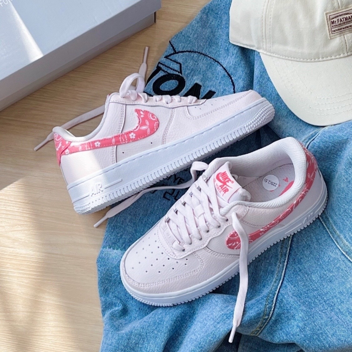 pink tick air force ones