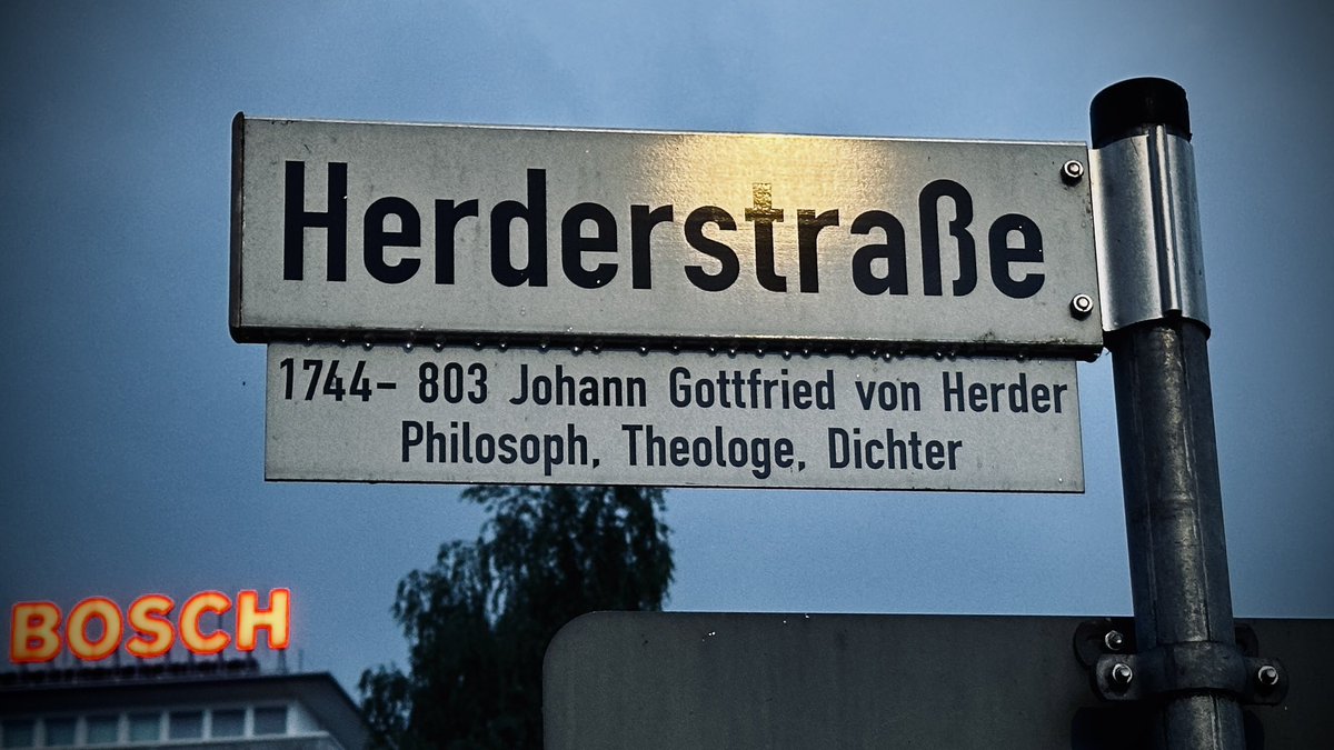 1744-803 Johann Gottfried von #Herder
#Philosoph, #Theologe, #Dichter, #Zeitreisender. 

#Wetzlar #backtothefuture