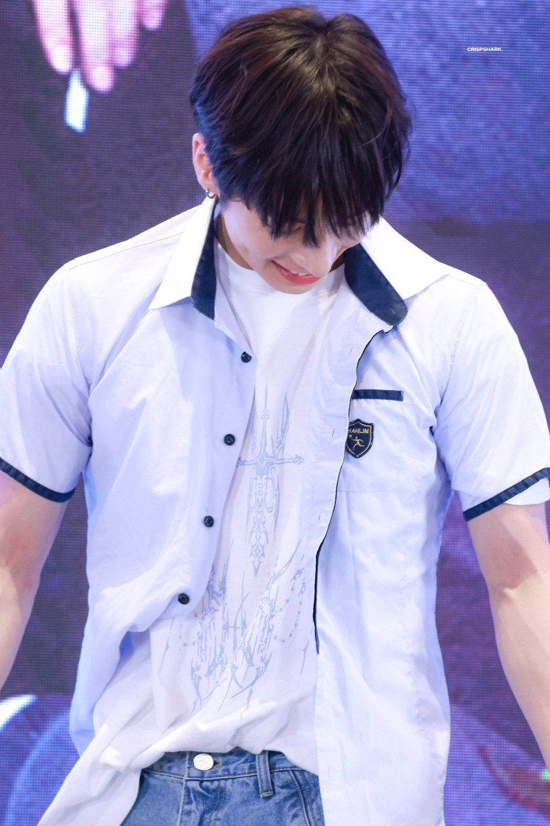 **미친……
곧 터질거같음…;´༎ຶਊ ༎ຶ`;