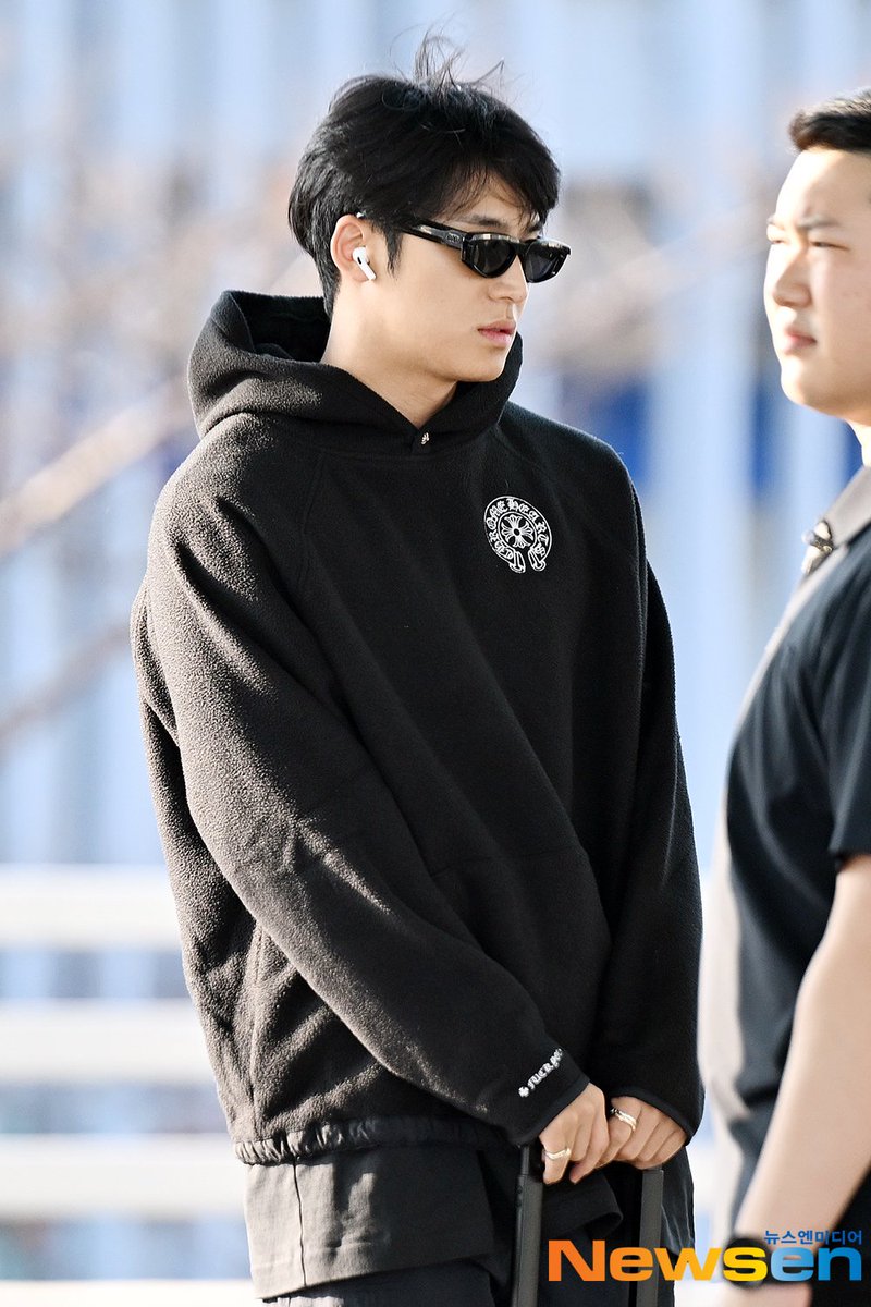 DEPARTURE TO BANGKOK #MINGYU #민규 #세븐틴
