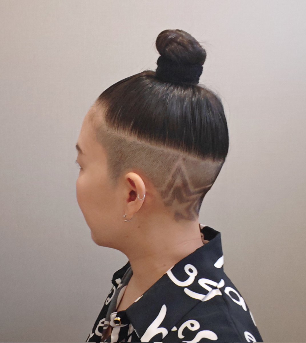 beckkaew's tweet photo. 🤩New One⭐ #UnderCut #UnderCutDesign​ #UndercutGirls #UndercutGirl #UnderCutforWomen https://t.co/x1jR5qS627