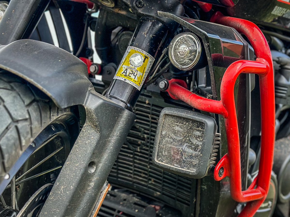 justingetsabout's tweet photo. 5,000 tarmac and dirt miles on the H-D CVO Pan Am so far, and the OE rubber is starting to feel a bit squared off. What to fit for the next chapter? 🤔🤔 @MCNnews @harleydavidson #hdpanamerica #advrider https://t.co/JlmrbVJogh