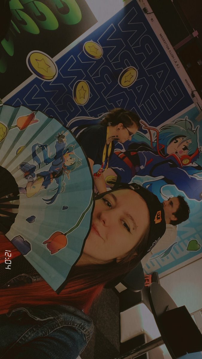 x_Queenfire_X's tweet image. #streamelements  hanging out with the gang!  @StreamElements