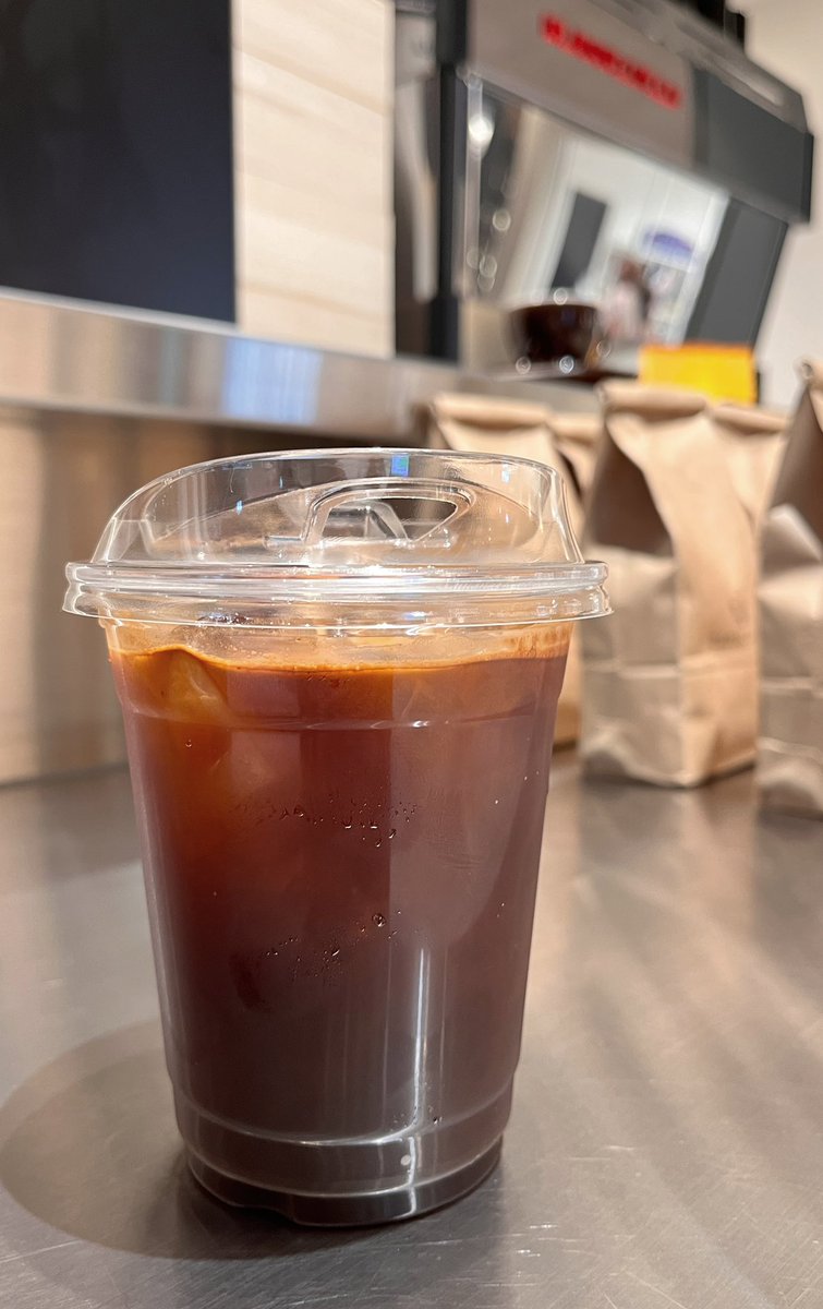 marip_dii's tweet image. withカステラです。　

#アイスコーヒー
#CAMELBACK
#東京ミッドタウン八重洲