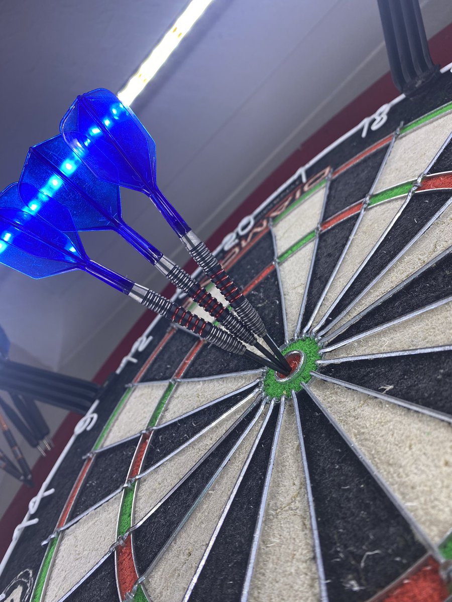 Joe Cullen darts, mint condition barely used. 
£40 including post.