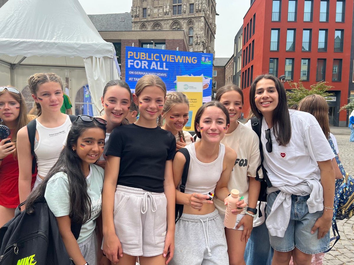 CHS Linguists tweet media