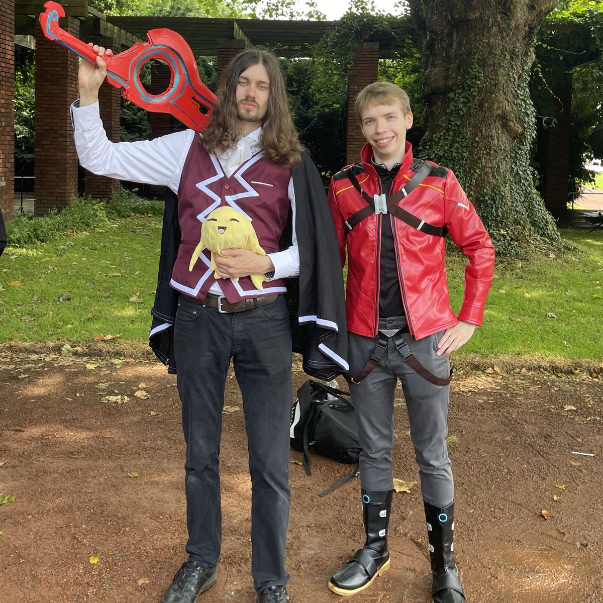 BESTEST <a href="/Theaggyyu/">Theaggyyu</a> THERE’S A DUNBAN WITH A BESTEST