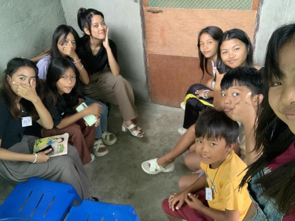 decemfuuur's tweet photo. 📚: dvbs day 02 (240626)

Upp for another dvbs si ate aya. Next vacation naman.

ෆ #lifetwt #archivetwt ෆ https://t.co/KcSf1L3zK4