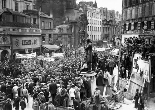 «und hatte Léon Blum früher einen Mangel an Entschlossenheit gezeigt, so konnte doch, bei der Zuspitzung der Konflikte 1938, mit einem Aufleben der Volksfront in Frankreich gerechnet werden», wird in der ÄdW gehofft, was heute in anderer, doch ähnlicher Lage ebenso nötig wäre.