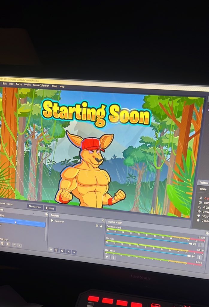 twitch.tv/logan98xx حياكم