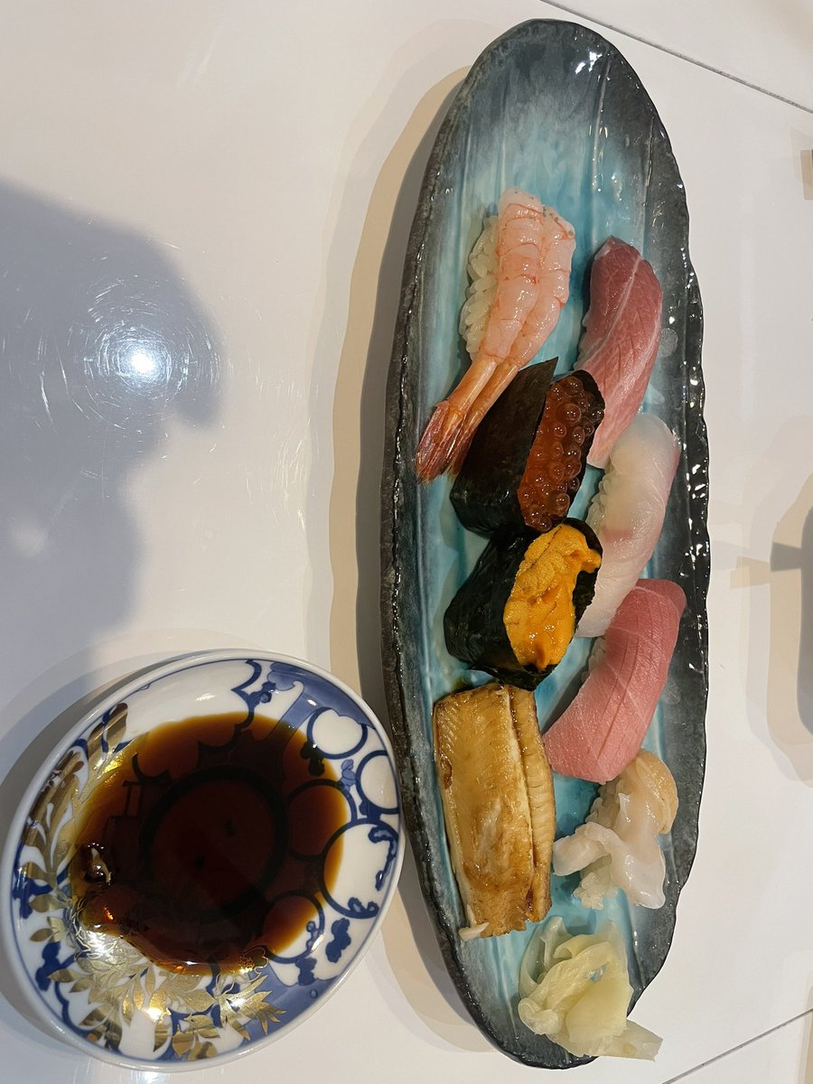 先輩を呼び出しといて携帯ばかりいじってる男！

リューザの兄弟！

良い話の時も下向いて頷く、、