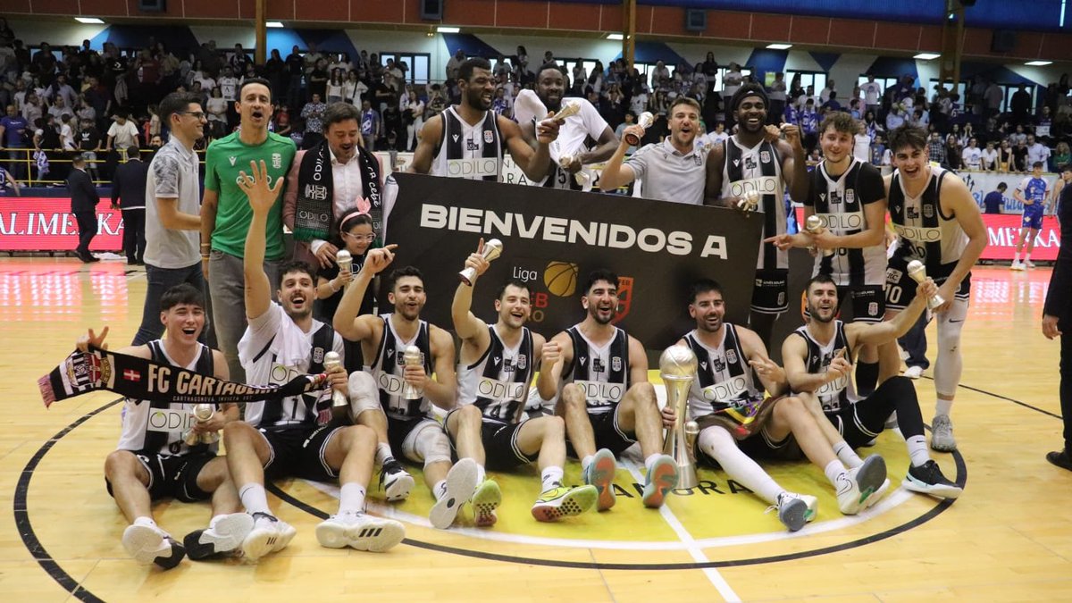 CompeticionFEB's tweet photo. 🎖️ Palmarés #LEBPlata 2023/24:
🏆 𝗖𝗮𝗺𝗽𝗲𝗼́𝗻 #LEBPlata:
✅ @cb_cartagena
⤴️ Ascensos a #LEBOro:
✅ @cb_cartagena
✅ @ClubBZAMORA
✅ @cbmoron
⤵️ Descensos de #LEBOro:
❌ @melillabcto
❌ @Caceres_Basket
❌ @CBClavijo
🏆 𝗖𝗮𝗺𝗽𝗲𝗼́𝗻 #CopaLEBPlata:
✅ @ClubBZAMORA https://t.co/P7BQiepqOa