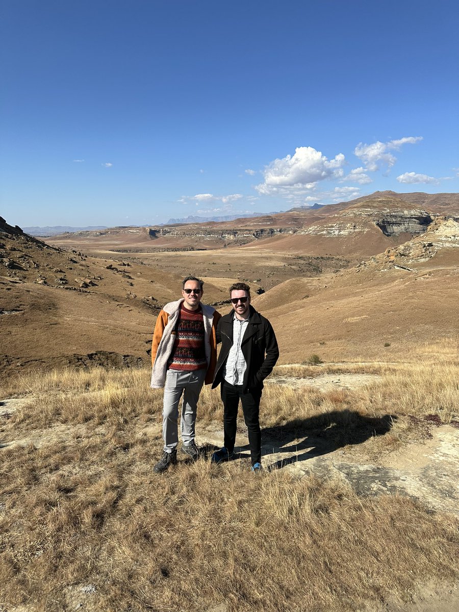 Golden Gate National Park, Free State. South Africa turning on a stunner! 🇿🇦
