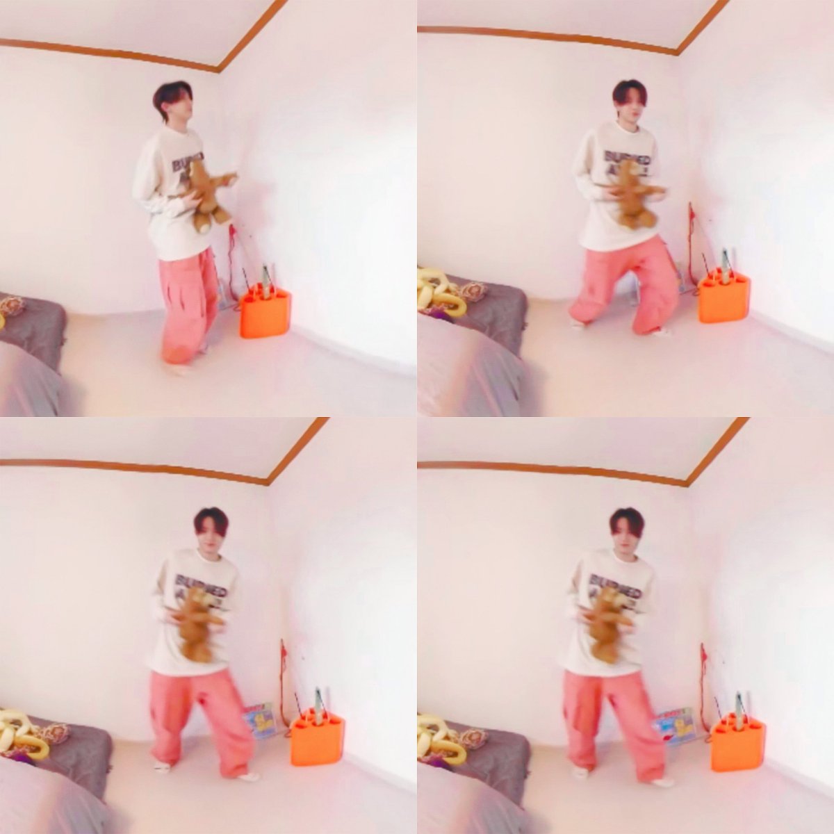 ㅤ
ㅤ
Kiri: Ergin bareng temen-temennya. 
Kanan: Ergin di rumah.
ㅤ
ㅤ