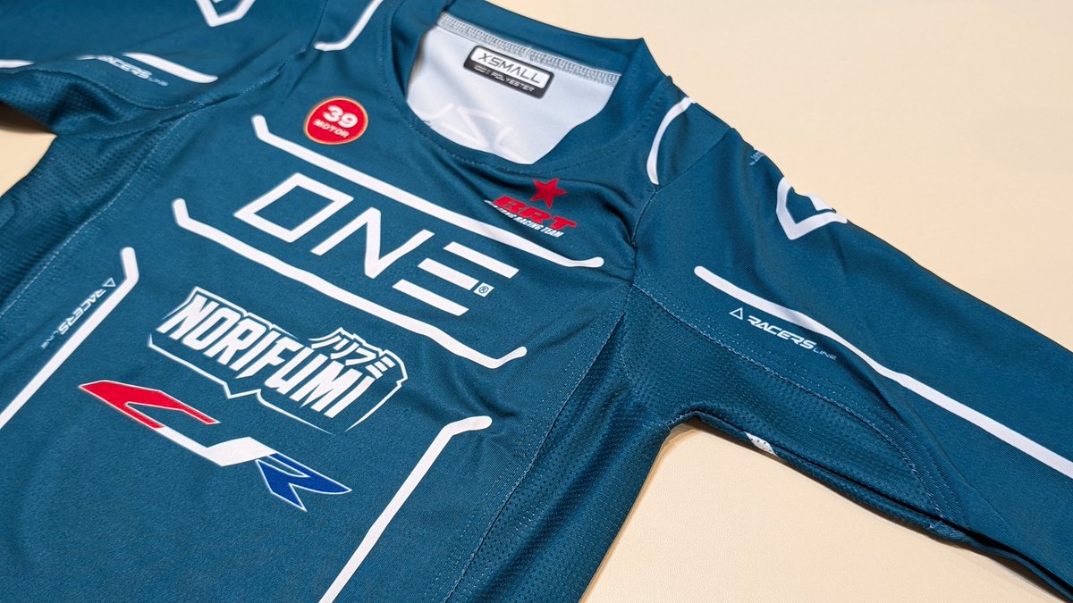 norifumi_japan's tweet image. 親子でオリジナルジャージ作れます
脇もちゃんとメッシュになってます

価格が決まり次第ポストします
#デザインワン
#ナイスノリフミ
#CJR
#BRT