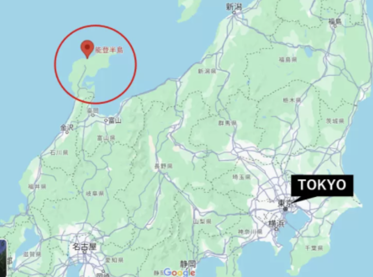 zqpCL4gDknmK1wE's tweet photo. 能登半島が、外国人にとって
どんだけ手に入れたい土地かわかります？

外国からの出入りもしやすいし

日本列島から出っ張っていて、四方八方海に囲まれ
邪魔するものは誰もいない。

外国人特区、拠点には
おいしすぎるのよ！

輪島の4地区 集団移転を検討
#Yahooニュース
https://t.co/gv5W5T763Q https://t.co/C3fEgd375P