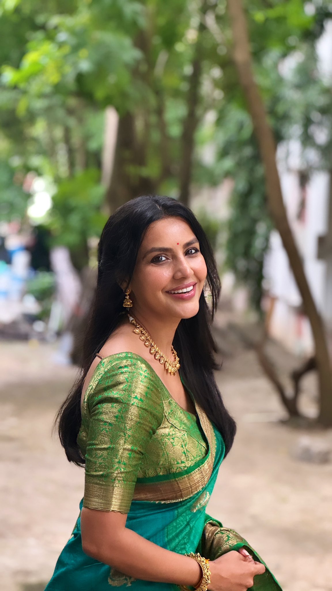 GRUSj5wbQAAPh-W?format=jpg&name=large