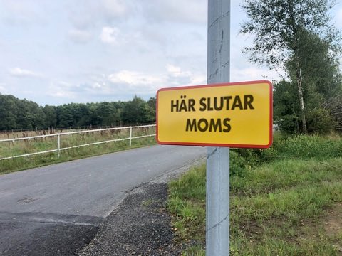 Vargfakta's tweet photo. Landsbygden ändå ;) https://t.co/J1gdZYBADu