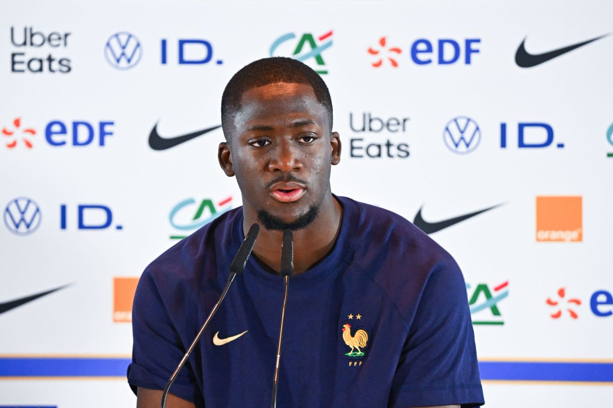 lnstantFoot's tweet photo. Les trois joueurs de l'Équipe de France ayant 𝗮𝗻𝗻𝗼𝗻𝗰𝗲́ 𝗰𝗹𝗮𝗶𝗿𝗲𝗺𝗲𝗻𝘁 faire barrage à l'extrême-droite pour les élections législatives :

🇫🇷 Jules Koundé - 🗣️ X.
🇫🇷 Ibrahima Konaté - 🗣️ conf. de presse.
🇫🇷 Marcus Thuram - 🗣️ conf. de presse. https://t.co/ZoZdExq4YN