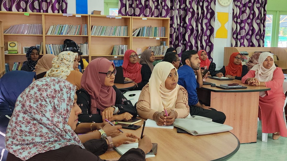 siskelaa's tweet photo. PD Day 1 (29th June 2024)
Implementing Key Competencies
Special thanks to Curriculum Development Analyst  Ashiyana Ali and Mohamed Aslam for facilitating this program. 
@MoEdumv https://t.co/aryPR99rXV