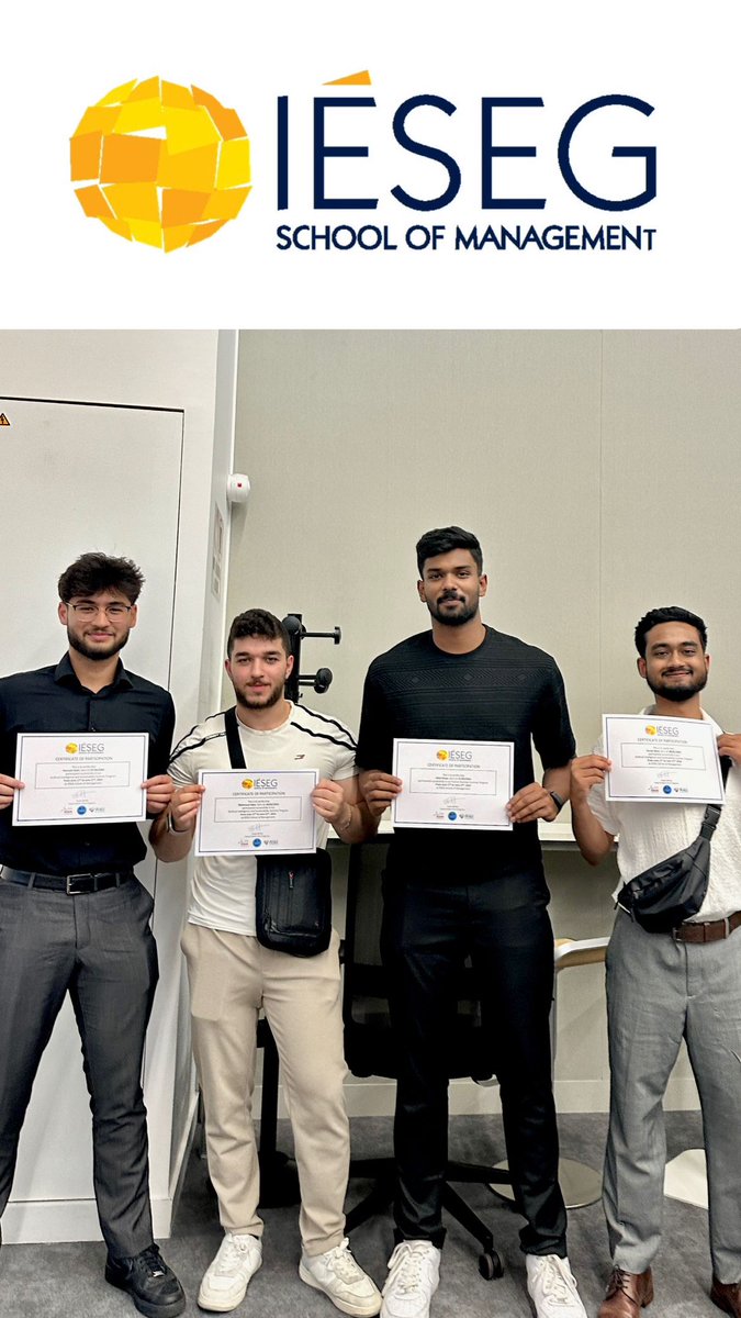 QUCBE's tweet image. حضر طلاب كلية الإدارة والاقتصاد بجامعة قطر برنامج صيفي في كلية IÉSEG للإدارة. 
Our students from Qatar University's College of Business and Economics attended a summer program at IÉSEG School of Management. 
#QatarUniversity #IESEG #SummerProgram #AcademicExcellence #Paris #QU
