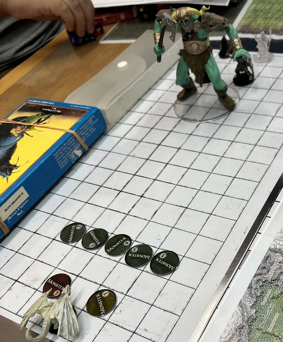 どっちが敵なんだ